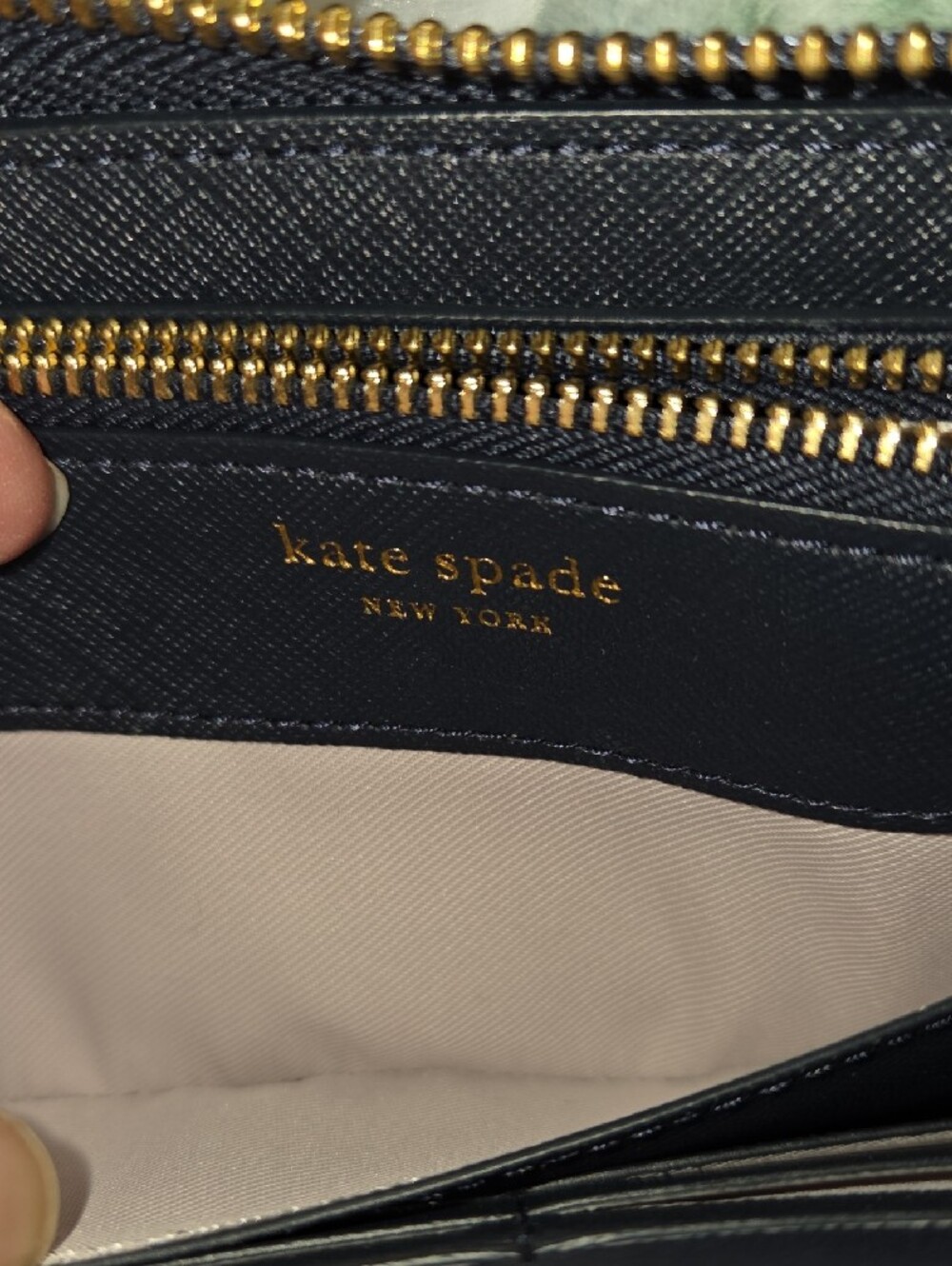 EUC kate spade Navy Floral Zip Wallet - Picture 7 of 11